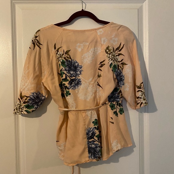 Dex Floral Peplum Wrap Top - Picture 3 of 4
